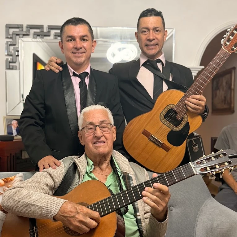 Dueto musical para serenatas